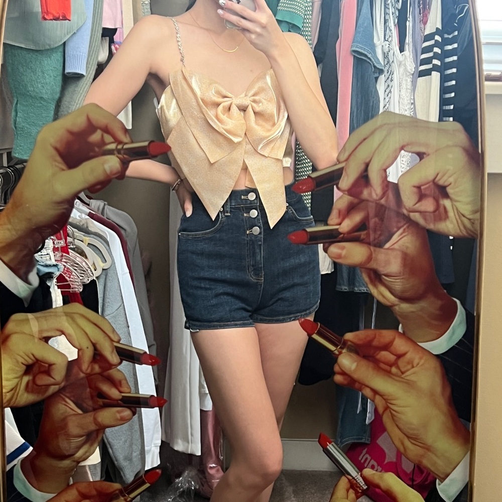 Ribbon Top (seen on kpop artists)